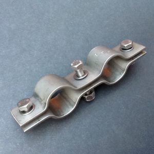 Double Pipe Clamp Stainless Steel 40mm Diameter Ports / 30mm X 3mm