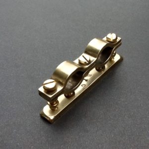 Brass Pipe Clamp Bracket Wall Mount 15mm Adjustable Double Ports