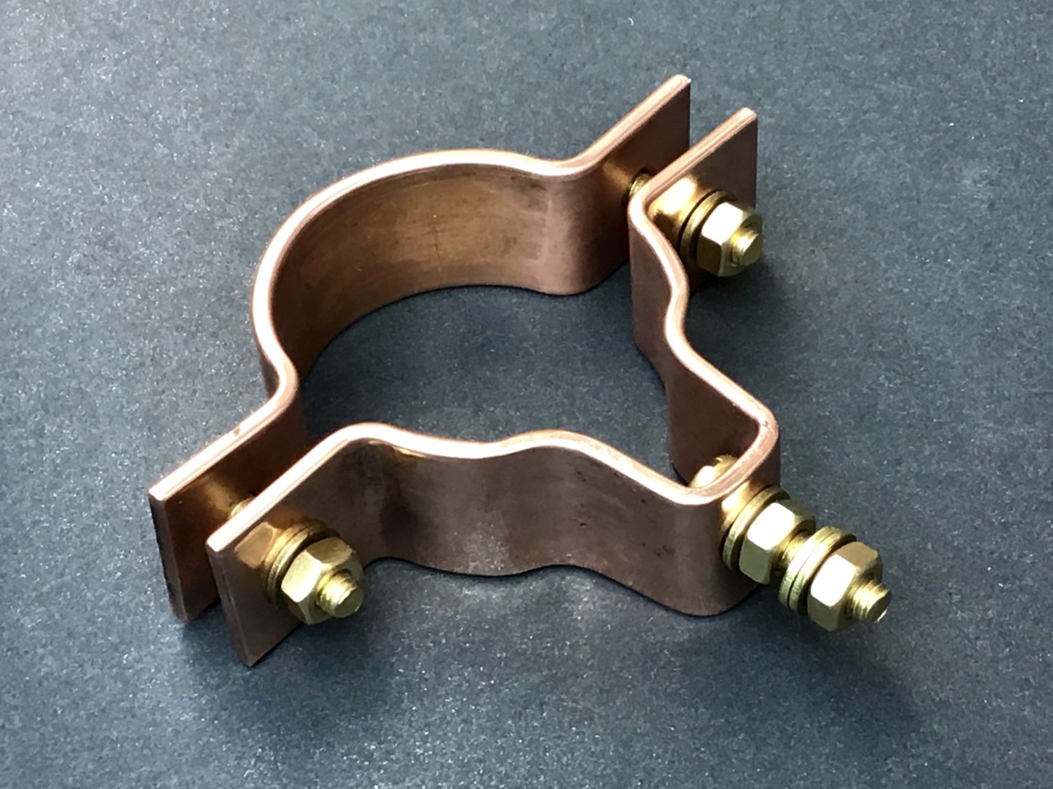 Copper Universal Pipe Clamp 50mm Diameter Copper Pipe Fitting